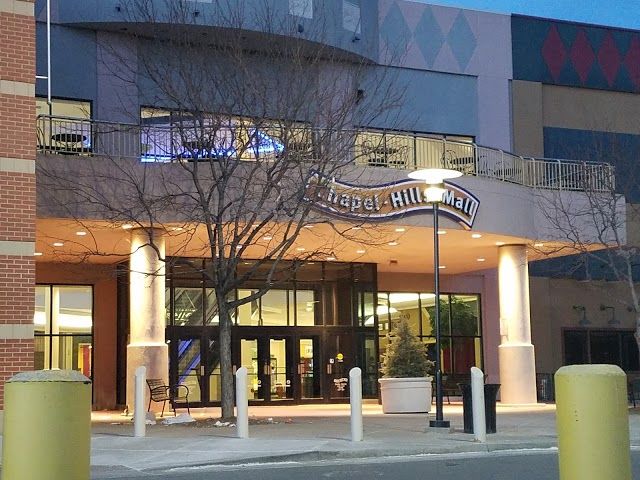 Chapel Hills Mall